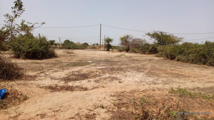 terrains-de-150-metres-carres-a-vendre-a-bambilor-senegal-big-1