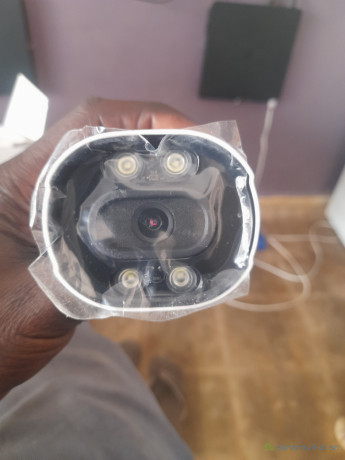 service-informatique-telecom-et-video-de-surveillance-disponible-big-1