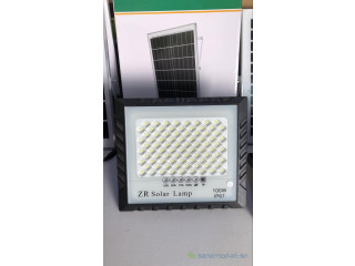 Lampe solaire de 200w et 300w