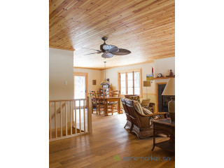 Faux plafond en bois pin DB