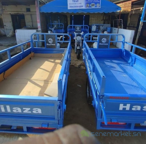 moto-tricycle-de-marque-hasilaza-aganama-big-0