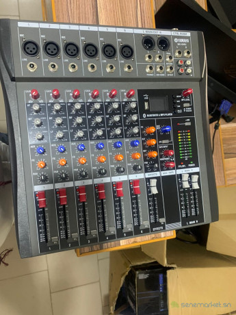 des-tables-de-mixage-big-0