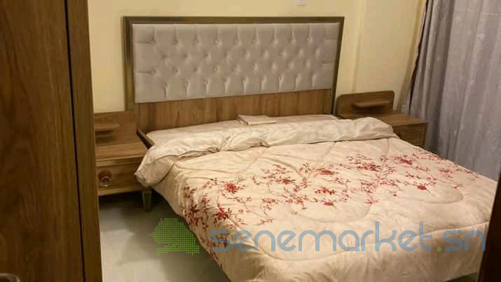 chambre-meuble-big-0
