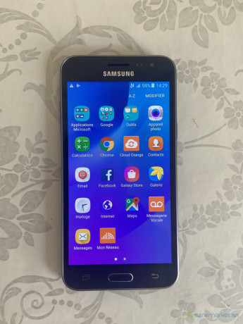 samsung-galaxie-j3-big-0