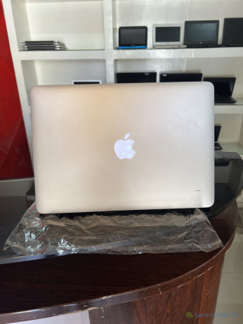 macbook-air-2011-big-2