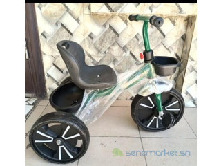 VELO ENFANT neuf
