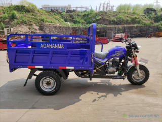 TRICYCLES DE 200CC & 150CC DE MARQUE AGANAMA A VENDRE