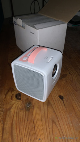 mini-video-projecteur-big-1