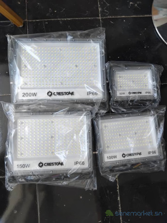 projecteurs-led-electriques-ip66-en-vente-big-1