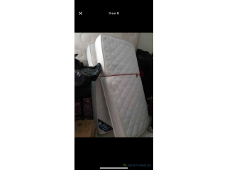 Lit, matelas et sommier