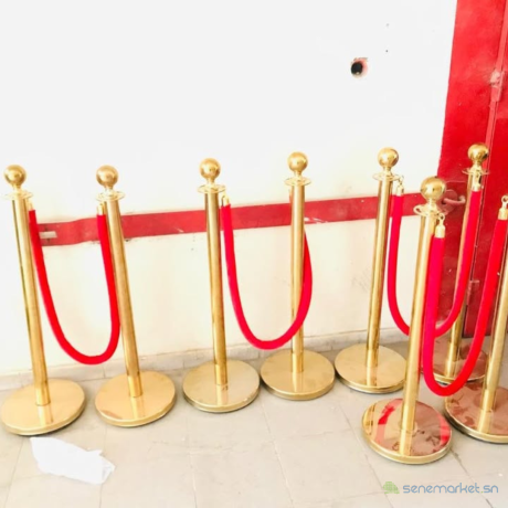 location-de-tapis-rouge-et-potelets-sur-dakar-big-1