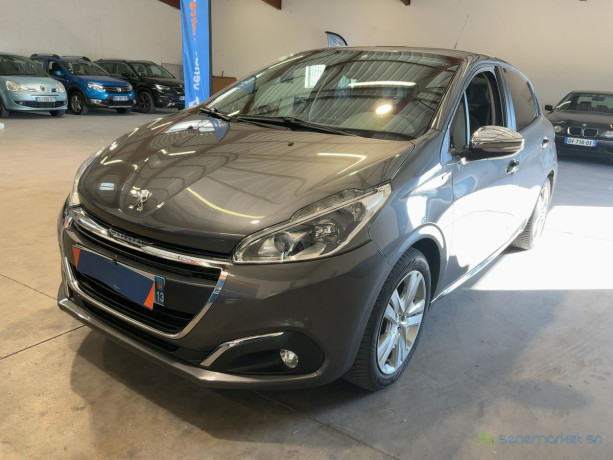 peugeot-208-2017-big-0