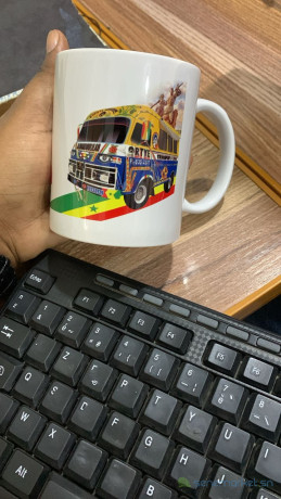des-tasses-magiques-ou-simples-personnalisees-a-bon-prix-big-0