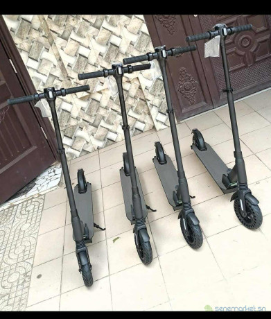 trotinette-electrique-neuf-noir-big-0
