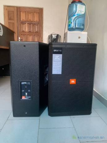 vente-des-baffles-jbl-a-tres-bon-prix-big-1