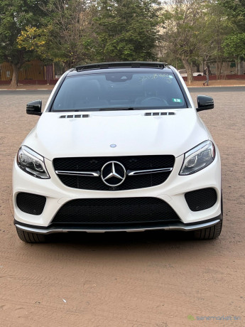 mercedes-gle43-big-2