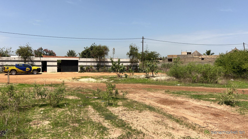 terrains-de-687-metres-carres-a-vendre-a-ndiorokh-senegal-big-0