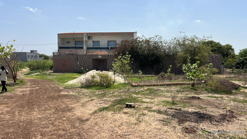terrains-de-687-metres-carres-a-vendre-a-ndiorokh-senegal-big-1