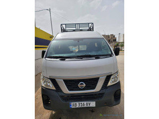 LOCATION DE MINI BUS NISSAN 12 places