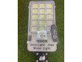 lampadaires-et-projecteurs-solaires-small-4