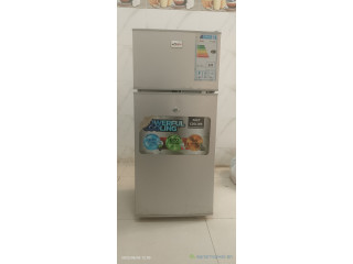 Réfrigérateur Astech 85L à vendre Bon état