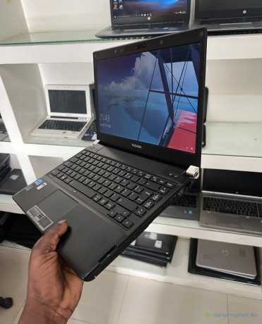 toshiba-portege-r930-big-3