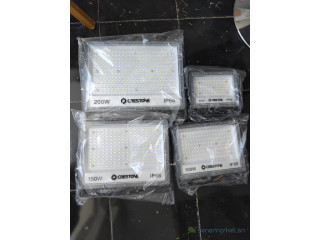 PROJECTEUR LED