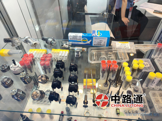common-rail-fuel-injector-nozzle-dlla143p2533-big-0