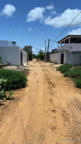 terrains-de-300-metres-carres-a-vendre-a-somone-extension-big-1