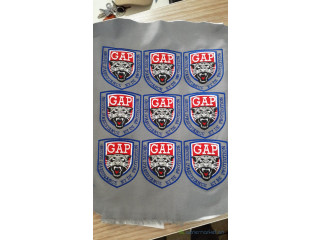 BRODERIE SUR POLO