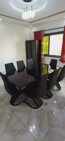 tables-a-manger-08-places-a26-big-0