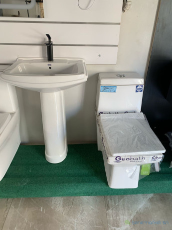 sanitaire-blanc-geobath-big-0