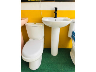 Chaise anglaise et lavabo : Océan
