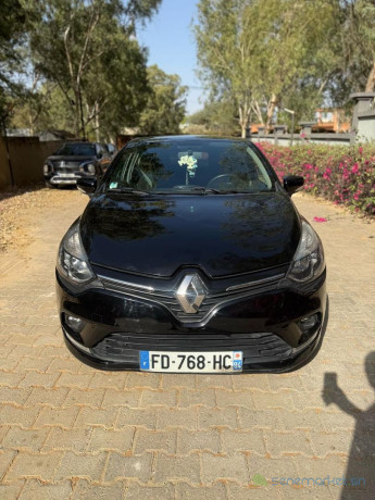 a-vendre-renault-clio-4-tcd-limited-essence-boite-manuel-annee-2016-big-1