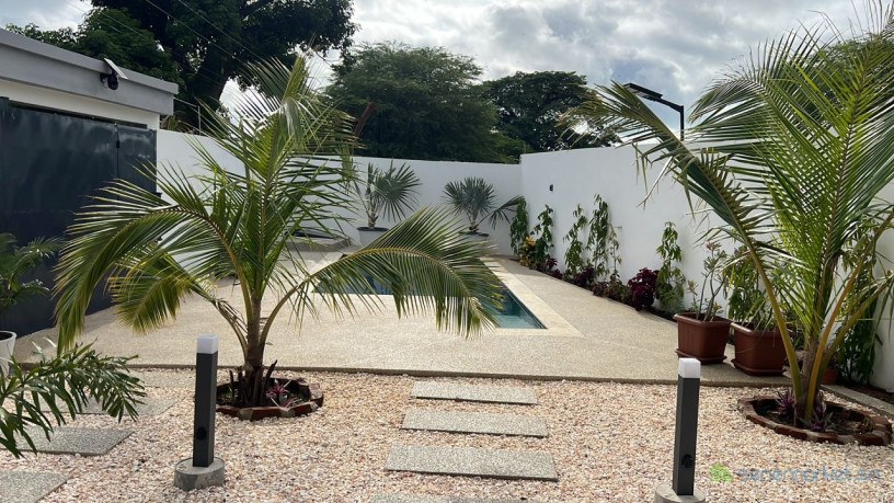 maison-a-vendre-a-nianing-senegal-big-0