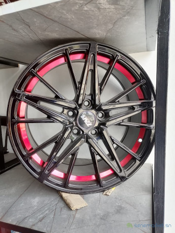 roue-de-voiture-big-1