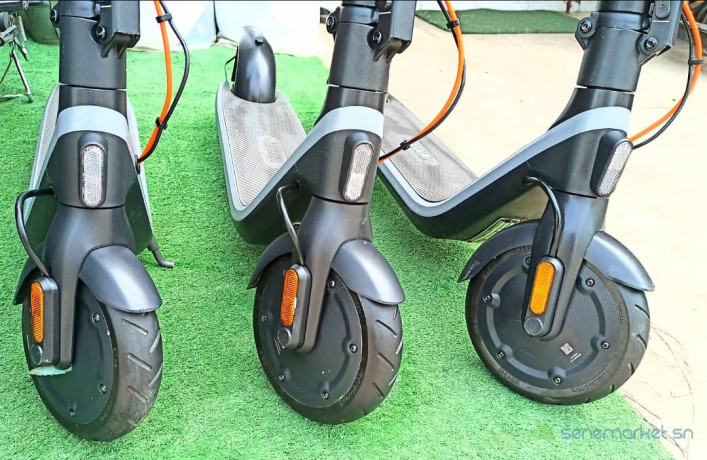 trottinette-electrique-a8-big-1