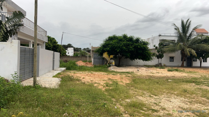 terrain-de-1200-metres-carres-a-vendre-a-saly-sen-big-2