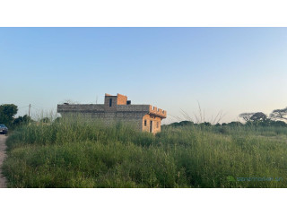 Terrain de 600 mètres carrés à vendre à Malicounda Sénégal