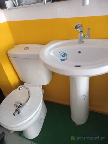 ensemble-sanitaire-astel-avec-robinet-simple-big-0