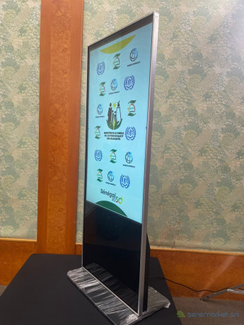 totems-publicitaires-big-0