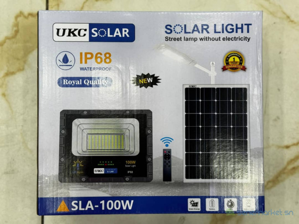 projecteurs-solaires-ultra-puissants-big-0