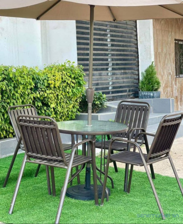 pack-table-4-chaises-a-vendre-big-1