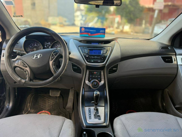 offre-a-saisir-hyundai-elantra-2013-big-2