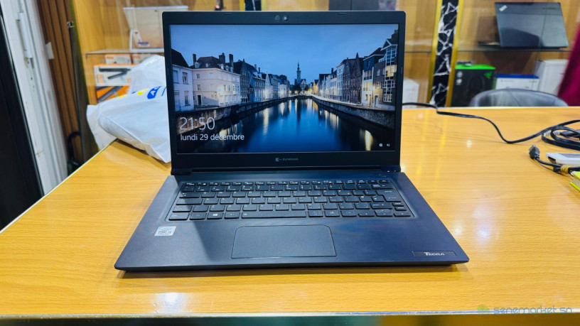 ordinateur-portable-professionnel-dynabook-tecra-a40-g-big-0