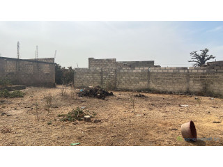 Terrain 225 m2 à vendre à Saly Sn