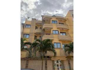 Appartement F4 à louer aux mamelles