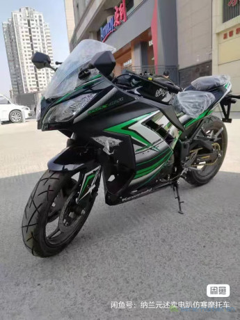 moto-sportive-2022-2025-quasi-neuves-prix-bas-retrait-dakar-videos-disponibles-big-1