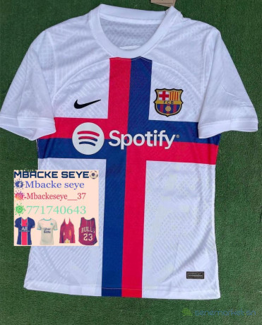 maillots-de-football-big-3
