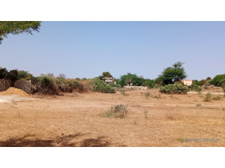 Terrains de 300 mètres 2 à vendre à Malicounda Sn